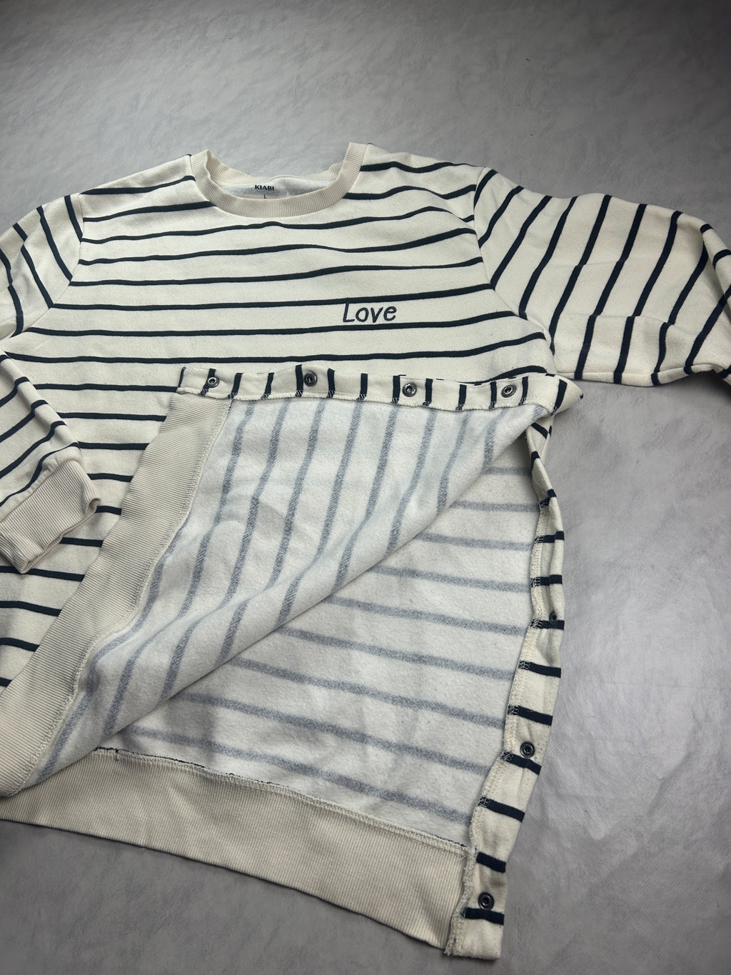Sweat-shirt marinière allaitement d’amour et de lait frais - upcycling